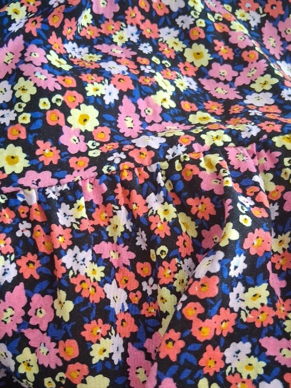 Old Navy Beautul Floral Maxi Slip Skirt in Black, Pink and Yellow XL(14-16)